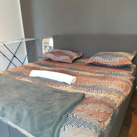 Deluxe Apartment 5P Mm A Виена Екстериор снимка