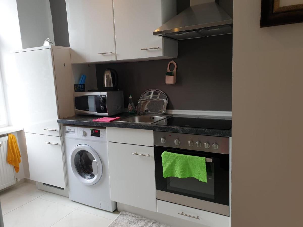Deluxe Apartment 5P Mm A Виена Екстериор снимка