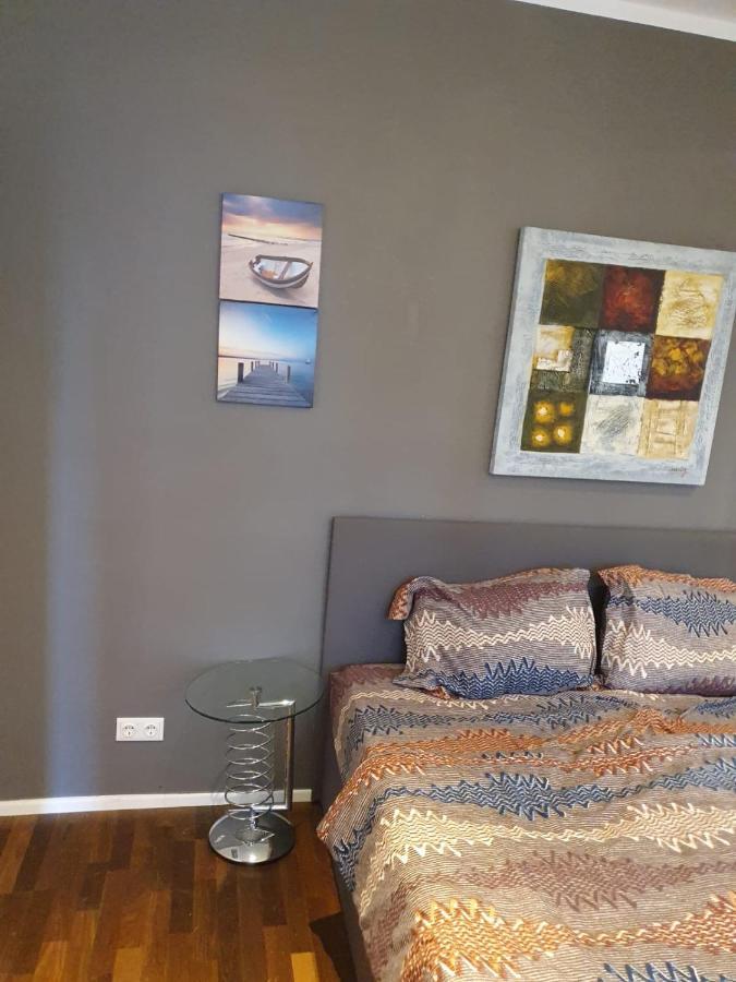 Deluxe Apartment 5P Mm A Виена Екстериор снимка